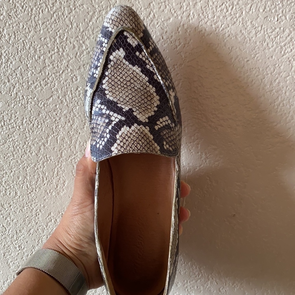 Madewell loafer flats in Embossed Leather - Picture 3 of 4
